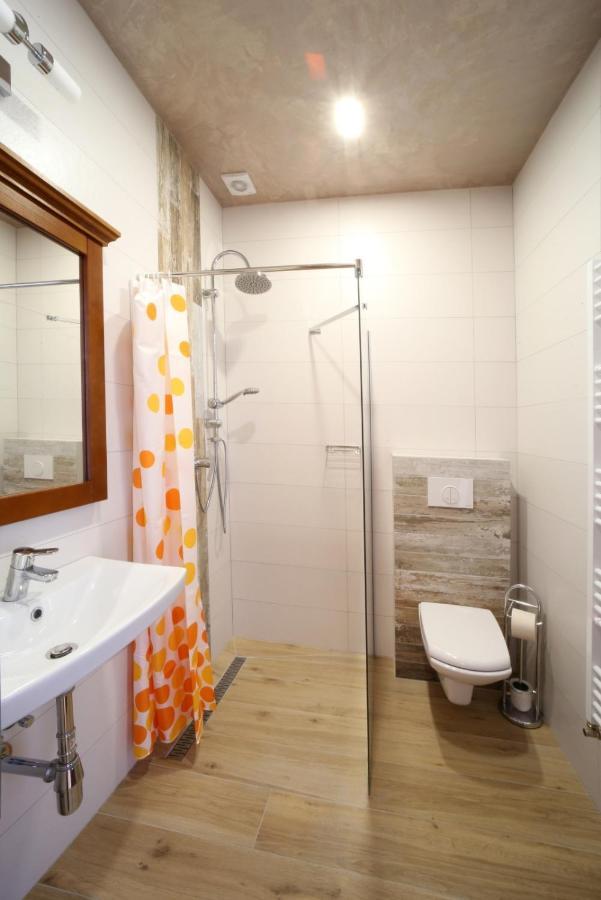 Virag Apartman Luxury Одореу Секуеш Екстериор снимка